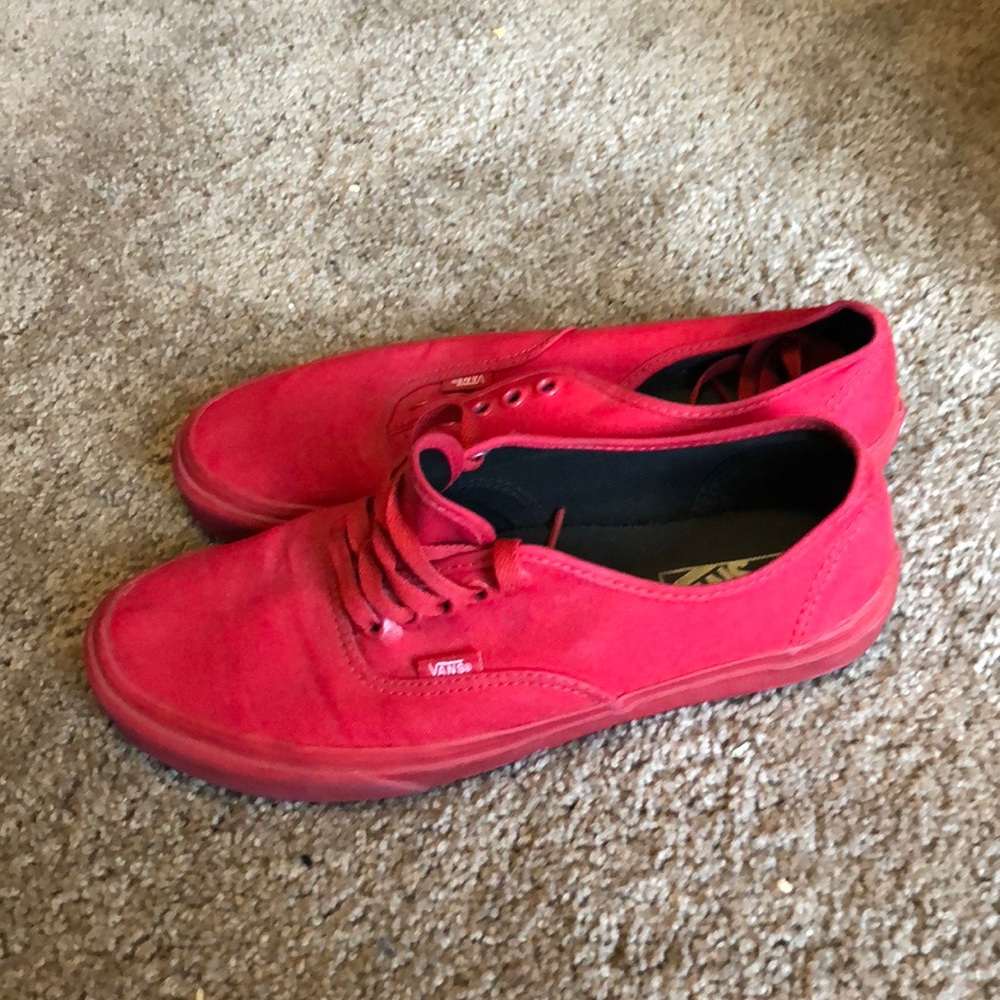 Men’s red vans